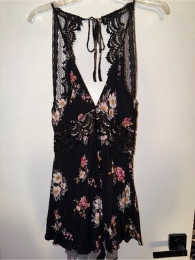 Rue21 Black Floral Lace-Trim Romper